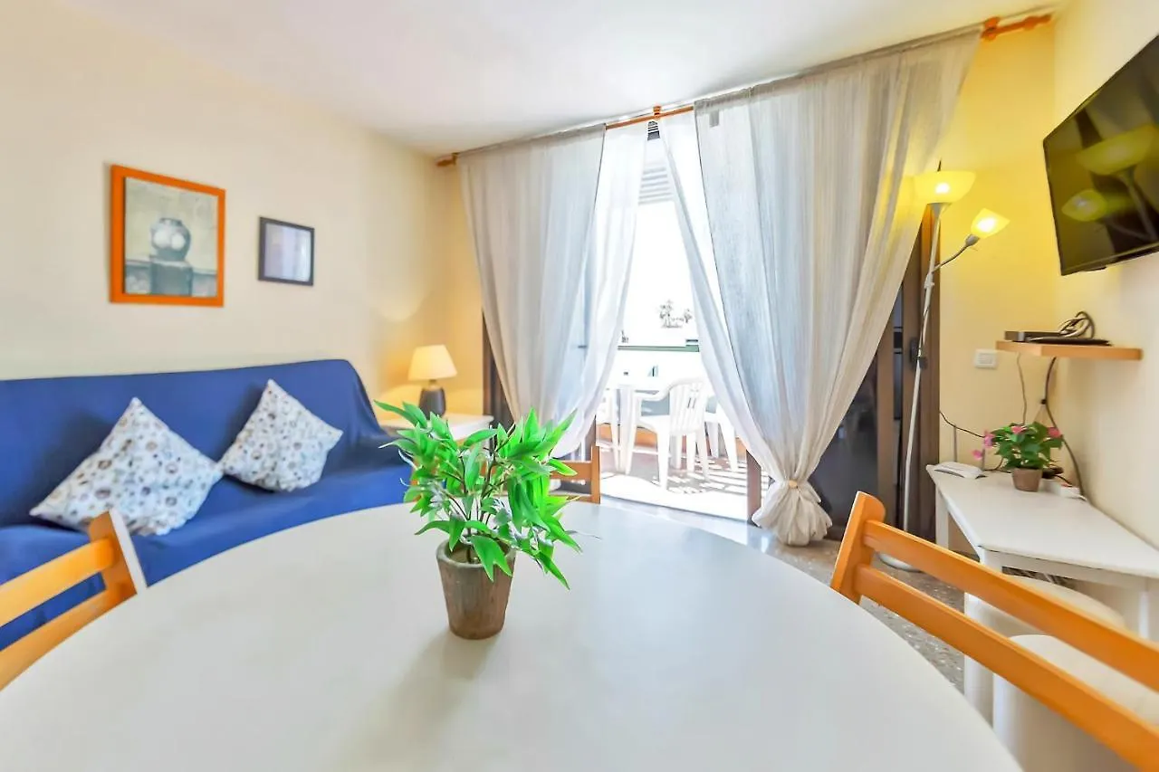 Two Bedroom Apartment, Near Playa De Las Americas, Wifi, Pool Spain